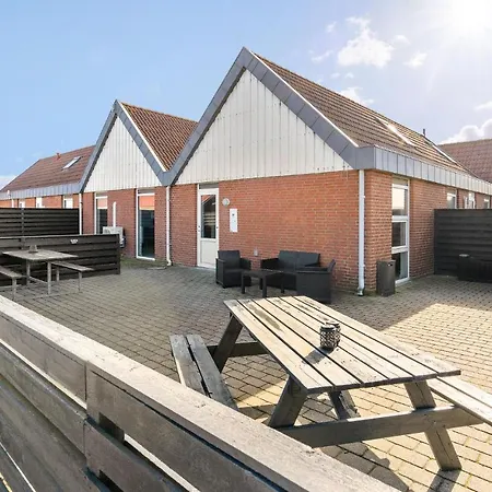 2 Bedroom Stunning In Hvide Sande Bjerregård