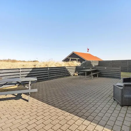 Amazing In Hvide Sande With Sauna בית נופש Bjerregård